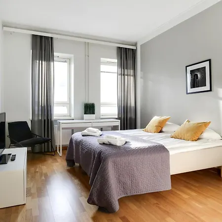 Apartment Kotimaailma Kamppi - 3br In The Center With Key Code 3*