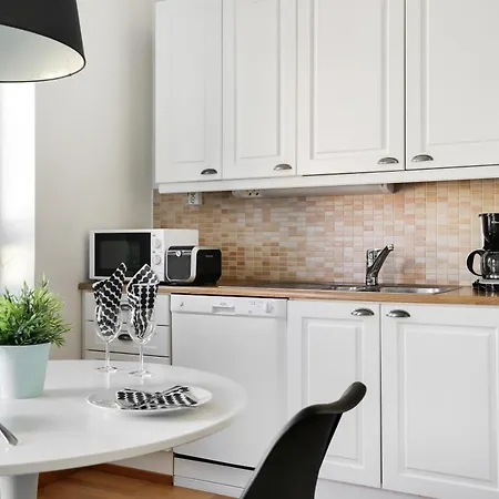 公寓 Kotimaailma Kamppi - 3br In The Center With Key Code 3*