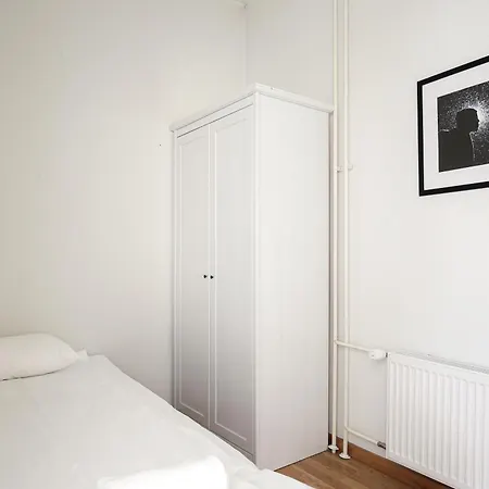 Kotimaailma Kamppi - 3br In The Center With Key Code *
