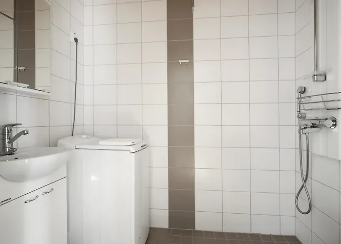 Kotimaailma Kamppi - 3br In The Center With Key Code 3* Helsinky