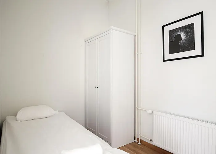 Kotimaailma Kamppi - 3br In The Center With Key Code 3*